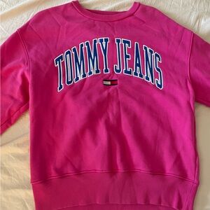 Hot Pink Tommy Jeans condition 9/10 really thick material
